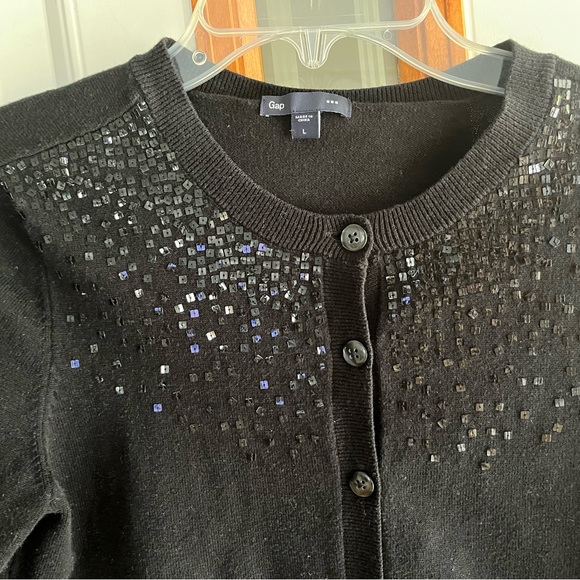 GAP button up black sweater, sz L, sequins on top - Picture 2 of 2